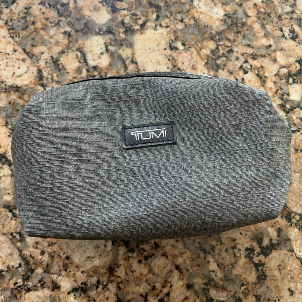 Tumi for Delta Small Gray Zippered Travel Pouch